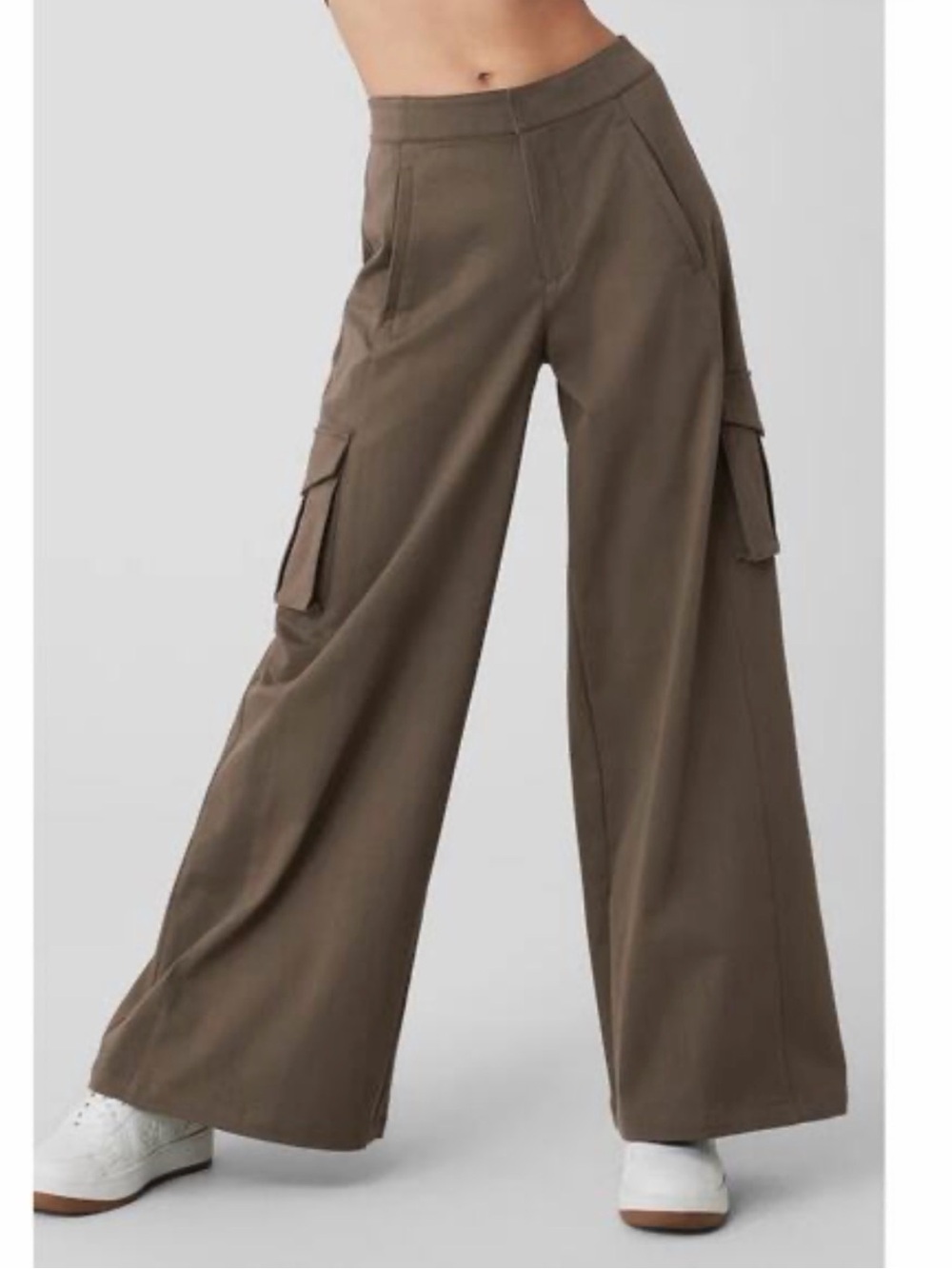 Alo Yoga Show Off Wide Leg Cargo Pants Olive Size M